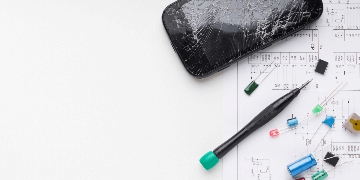 image-of-a-cracked-screen